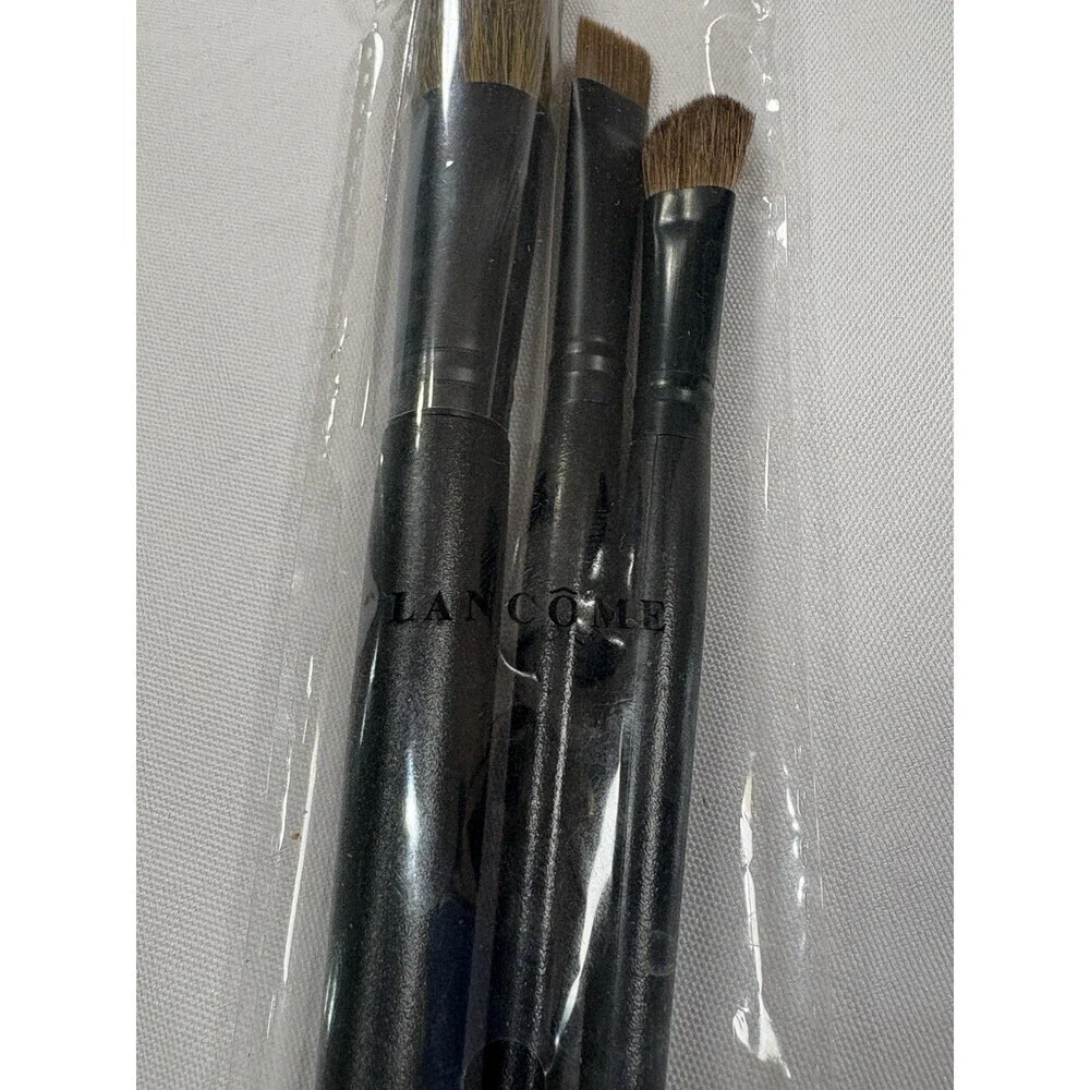 Lancôme 3-piece makeup brush set